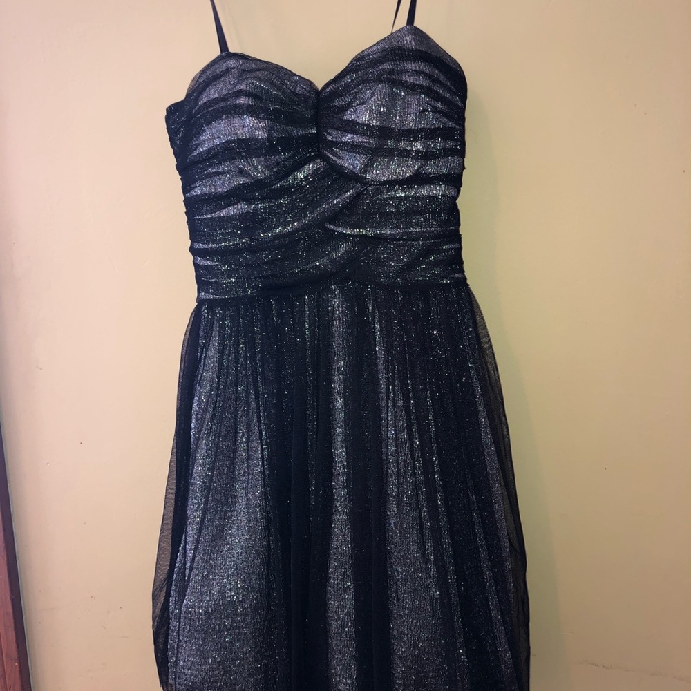 Delilah’s size 3 strapless dress